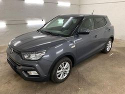 Grau Gebraucht 2018 Ssangyong (KGM) Tivoli SUV | 6.230 €