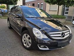 Schwarz Gebraucht 2007 Mercedes R320 Edition Van / Kleinbus | 6.700 € (Guter Preis)