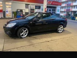 Schwarz Gebraucht 2008 Opel Astra Cabriolet Cabrio | 1.750 €