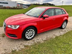 Rot Gebraucht 2013 Audi A3 Sportback Ambiente Limousine | 12.850 € (Fairer Preis)