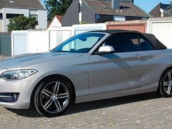 Silber Gebraucht 2016 BMW 220 Sport Line Cabrio | 13.480 € (Fairer Preis)