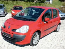 Rot Gebraucht 2011 Renault Modus Van / Kleinbus | 1.199 € (Guter Preis)