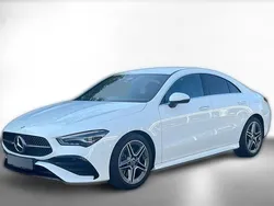 Weiß Gebraucht 2024 Mercedes CLA200 AMG line | 39.780 € (Fairer Preis)