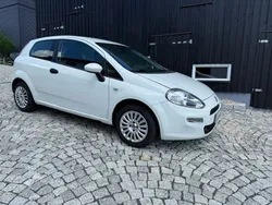 Weiß Gebraucht 2015 Fiat Punto Kleinwagen | 2.990 € (Guter Preis)