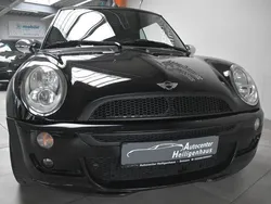 Schwarz Gebraucht 2005 Mini Cooper Cabriolet Cabrio | 7.880 €