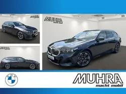 Grau Gebraucht 2024 BMW 520 M Sport Kombi | 52.440 € (Superpreis)