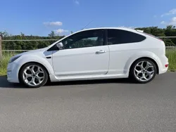 Weiß Gebraucht 2009 Ford Focus ST Limousine | 4.000 € (Guter Preis)