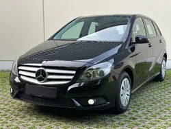 Schwarz Gebraucht 2012 Mercedes B180 Van / Kleinbus | 13.990 € (Fairer Preis)