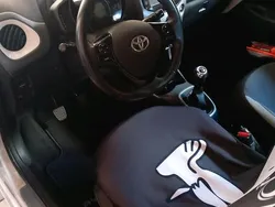 Weiß Gebraucht 2021 Toyota Aygo Team Kleinwagen | 10.500 € (Fairer Preis)