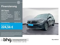 Deep black perleffekt Gebraucht 2022 VW Tiguan Life SUV | 24.320 € (Fairer Preis)