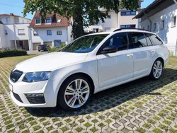 Weiß Gebraucht 2016 Skoda Octavia RS Kombi | 13.400 € (Guter Preis)