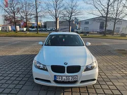 Weiß Gebraucht 2007 BMW 318 Limousine | 7.990 € (Fairer Preis)