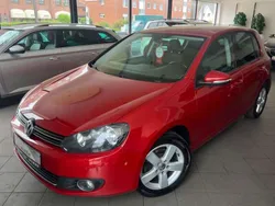 Amaryllisrot metallic Gebraucht 2010 VW Golf VI Team Kleinwagen | 8.490 € (Teuer)