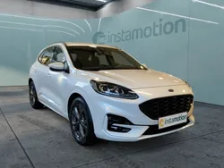 Weiß Gebraucht 2023 Ford Kuga ST-Line SUV | 27.794 € (Guter Preis)