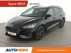 Schwarz Gebraucht 2020 Ford Focus ST Limousine | 25.090 € (Fairer Preis)