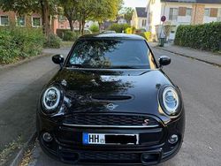 Schwarz Gebraucht 2020 Mini Cooper S Kleinwagen | 22.500 € (Etwas zu teuer)