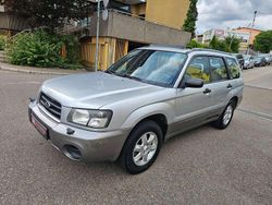 Grau Gebraucht 2002 Subaru Forester Active SUV | 2.900 € (Etwas zu teuer)