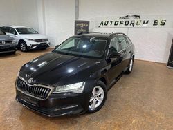Schwarz Gebraucht 2022 Skoda Superb Kombi | 23.990 € (Superpreis)