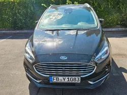 Schwarz Gebraucht 2020 Ford S-MAX Titanium Van / Kleinbus | 9.200 € (Guter Preis)