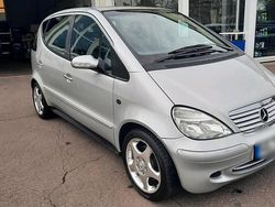 Silber Gebraucht 2003 Mercedes A190 Avantgarde Limousine | 3.500 €
