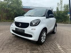 Weiß Gebraucht 2016 Smart ForTwo Coupé Prime Kleinwagen | 11.500 € (Fairer Preis)