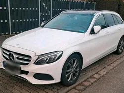 Weiß Gebraucht 2016 Mercedes C300 Kombi | 16.800 €