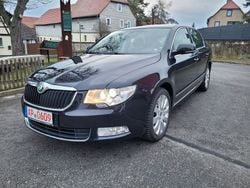 Schwarz Gebraucht 2011 Skoda Superb Comfort Limousine | 8.499 € (Fairer Preis)