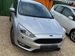 Silber Gebraucht 2017 Ford Focus Trend Kombi | 6.990 € (Guter Preis)