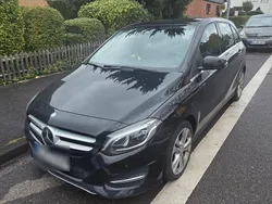 Schwarz Gebraucht 2016 Mercedes B200 Van / Kleinbus | 15.900 €