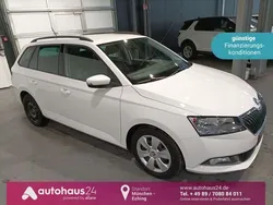 Weiß Gebraucht 2022 Skoda Fabia Ambition Kombi | 16.880 € (Guter Preis)