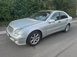 Silber Gebraucht 2004 Mercedes C200 Limousine | 2.650 € (Fairer Preis)