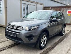 Grau Gebraucht 2017 Land Rover Discovery Sport Pure SUV | 13.490 € (Fairer Preis)