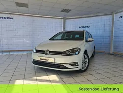 Weiß Gebraucht 2019 VW Golf VII Highline Kombi | 19.990 € (Etwas zu teuer)