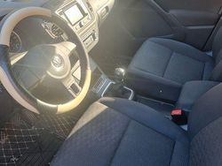 Grau Gebraucht 2014 VW Tiguan Trendline SUV | 7.900 € (Fairer Preis)