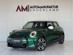Grün Gebraucht 2021 Mini Cooper S Classic Kleinwagen | 24.780 € (Guter Preis)