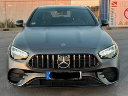 Schwarz Gebraucht 2021 Mercedes E220 Limousine | 48.000 €
