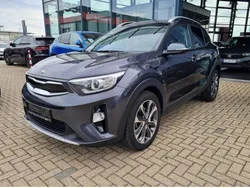 (abt) platinum graphite m (grau) Gebraucht 2020 Kia Stonic Vision SUV | 15.880 € (Fairer Preis)