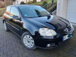 Schwarz Gebraucht 2007 VW Golf V Limousine | 2.750 € (Fairer Preis)