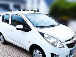 Weiß Gebraucht 2011 Chevrolet Spark Kleinwagen | 2.250 € (Guter Preis)