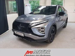 Grau Gebraucht 2023 Mitsubishi Eclipse Cross Select SUV | 27.850 € (Etwas zu teuer)