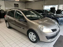 Stone Gebraucht 2009 Renault Clio II Luxe Limousine | 3.990 €