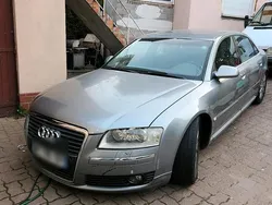 Grau Gebraucht 2005 Audi A8L Limousine | 2.200 €