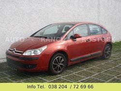 Rot Gebraucht 2008 Citroën C4 Advance Limousine | 950 € (Superpreis)