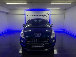 Blau Gebraucht 2011 Peugeot 3008 Platinum Van / Kleinbus | 4.999 € (Fairer Preis)
