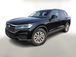 Deep black perleffekt Gebraucht 2019 VW Touareg SUV | 34.841 € (Superpreis)