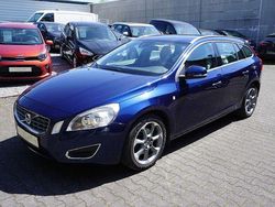 Blau Gebraucht 2013 Volvo V60 Ocean Race Kombi | 7.290 € (Fairer Preis)
