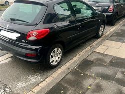 Schwarz Gebraucht 2011 Peugeot 206+ Kleinwagen | 1.450 €