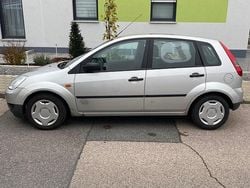 Silber Gebraucht 2003 Ford Fiesta Kleinwagen | 500 € (Superpreis)