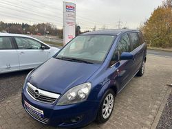 Blau Gebraucht 2011 Opel Zafira Edition Van / Kleinbus | 2.490 € (Fairer Preis)