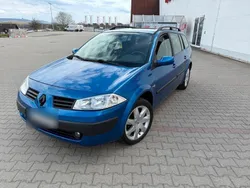 Blau Gebraucht 2005 Renault Mégane GrandTour Avantage Kombi | 2.990 € (Etwas zu teuer)